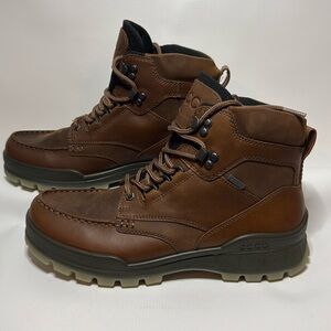 Men’s Ecco Track II Brown leather  US size 8.5/ EU 42